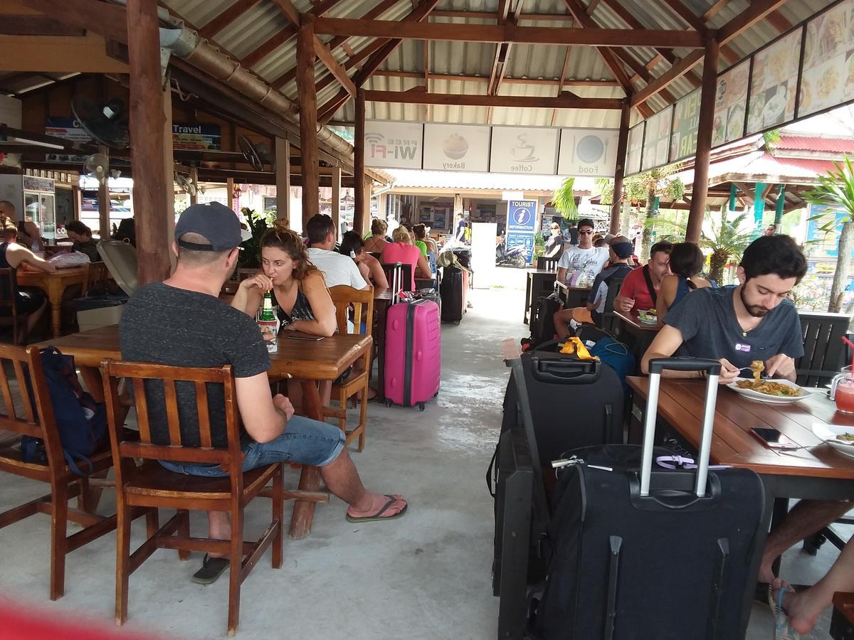 At Pier Hostel Lanta เกาะลันตา ภายนอก รูปภาพ