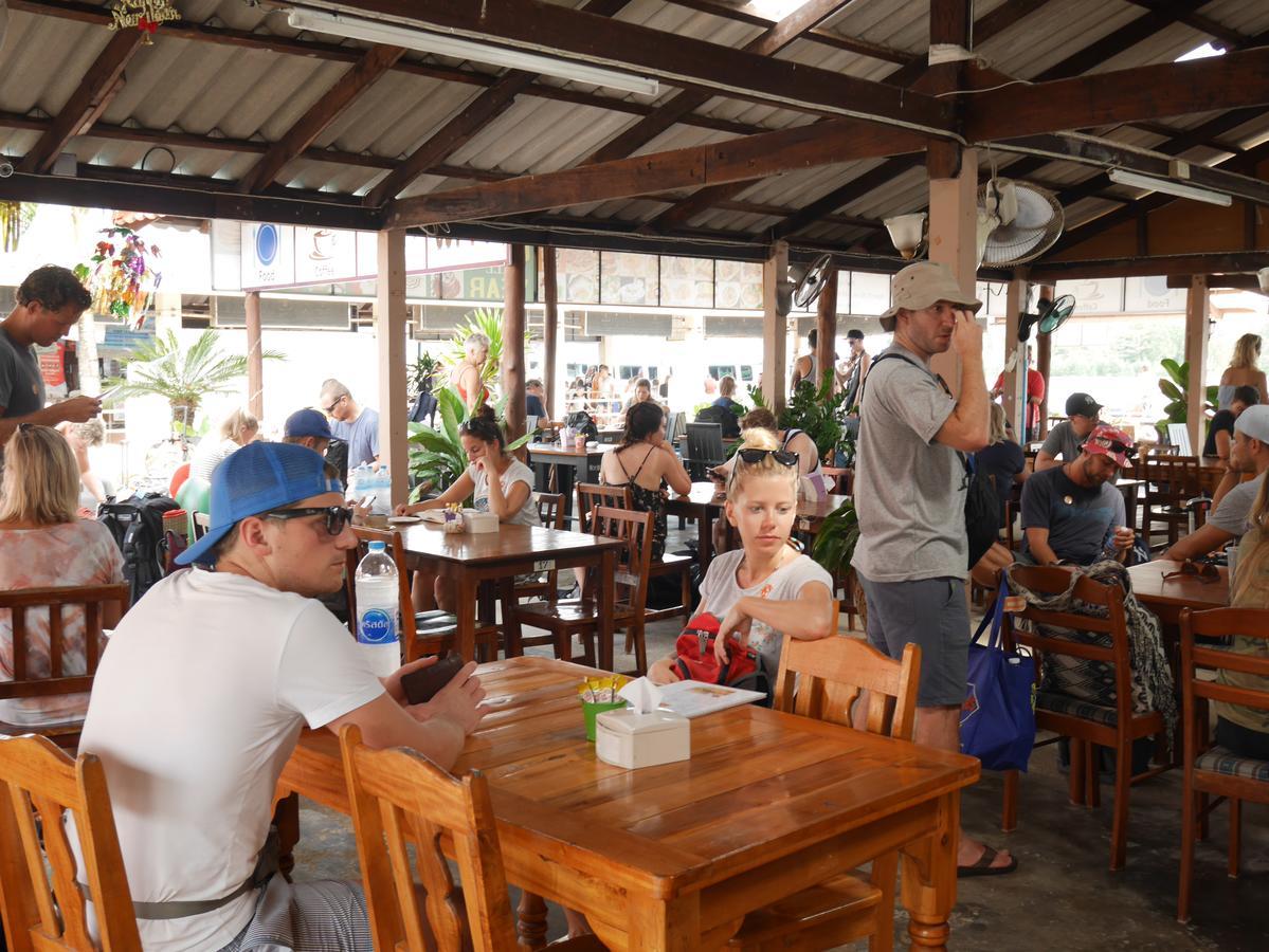 At Pier Hostel Lanta เกาะลันตา ภายนอก รูปภาพ