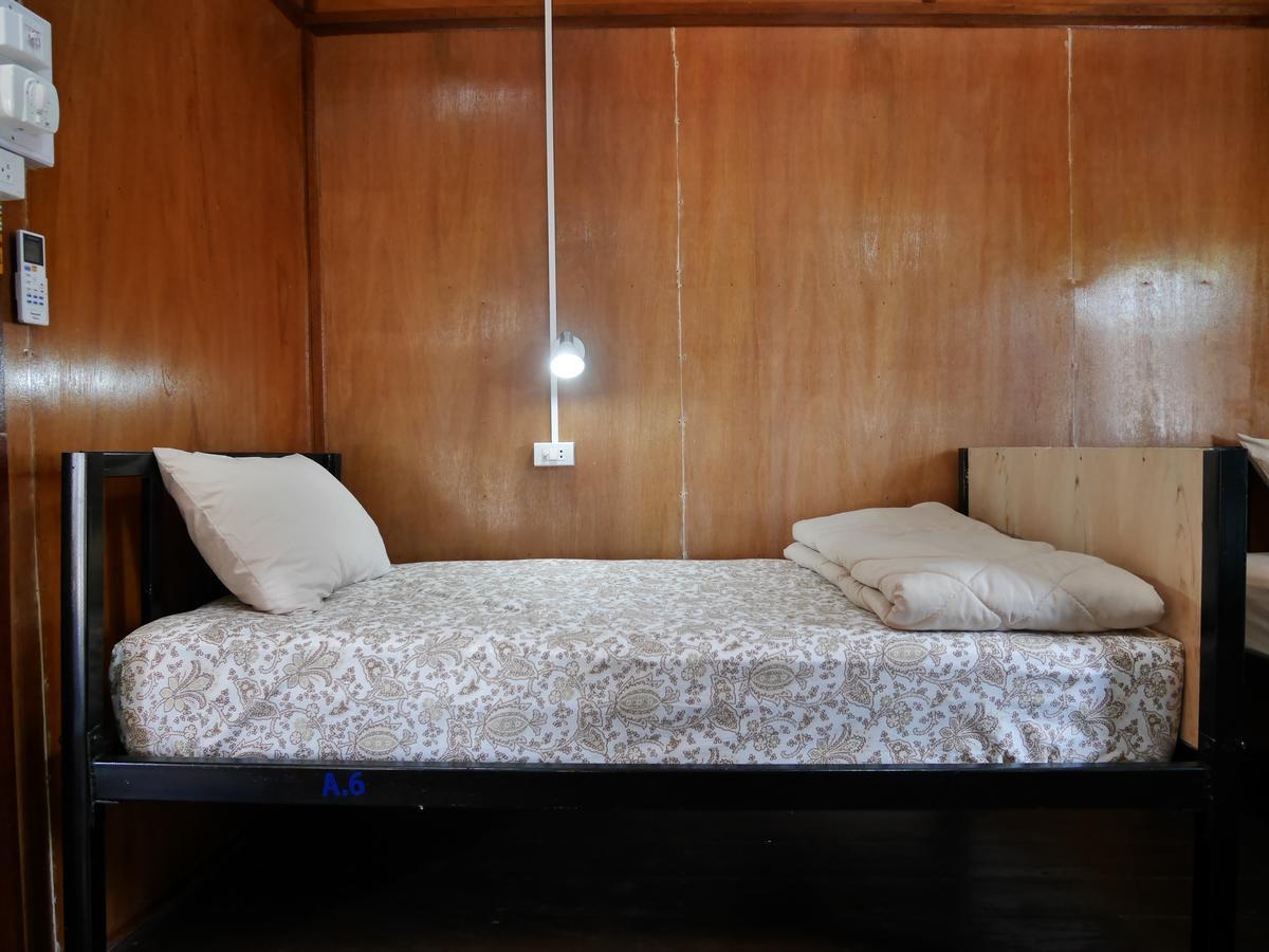 At Pier Hostel Lanta เกาะลันตา ภายนอก รูปภาพ