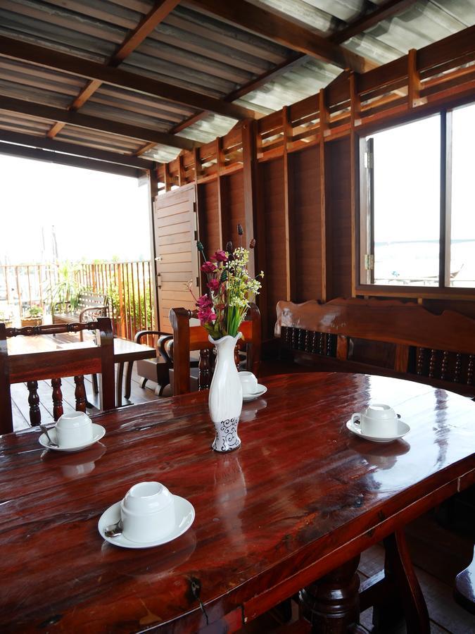 At Pier Hostel Lanta เกาะลันตา ภายนอก รูปภาพ